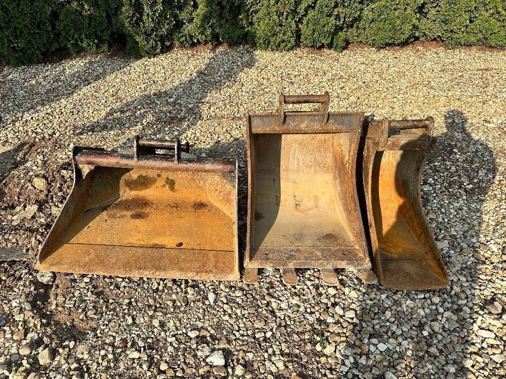 حفارة مصغرة CAT 304.5 E2 XTC: صور 27