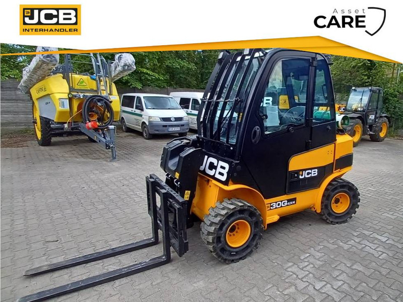 JCB 30-20G - رافعة شوكية تعمل بالغاز: صور 1 JCB 30-20G - رافعة شوكية تعمل بالغاز: صور 1