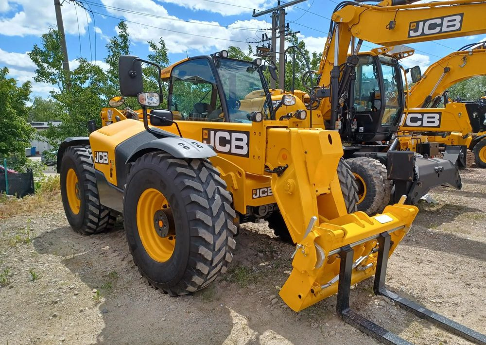 JCB 560-80 Agri Plus - أخرى: صور 2 JCB 560-80 Agri Plus - أخرى: صور 2
