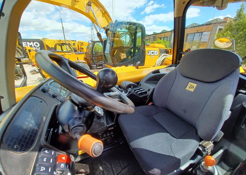 JCB 560-80 Agri Plus - أخرى: صور 5 JCB 560-80 Agri Plus - أخرى: صور 5