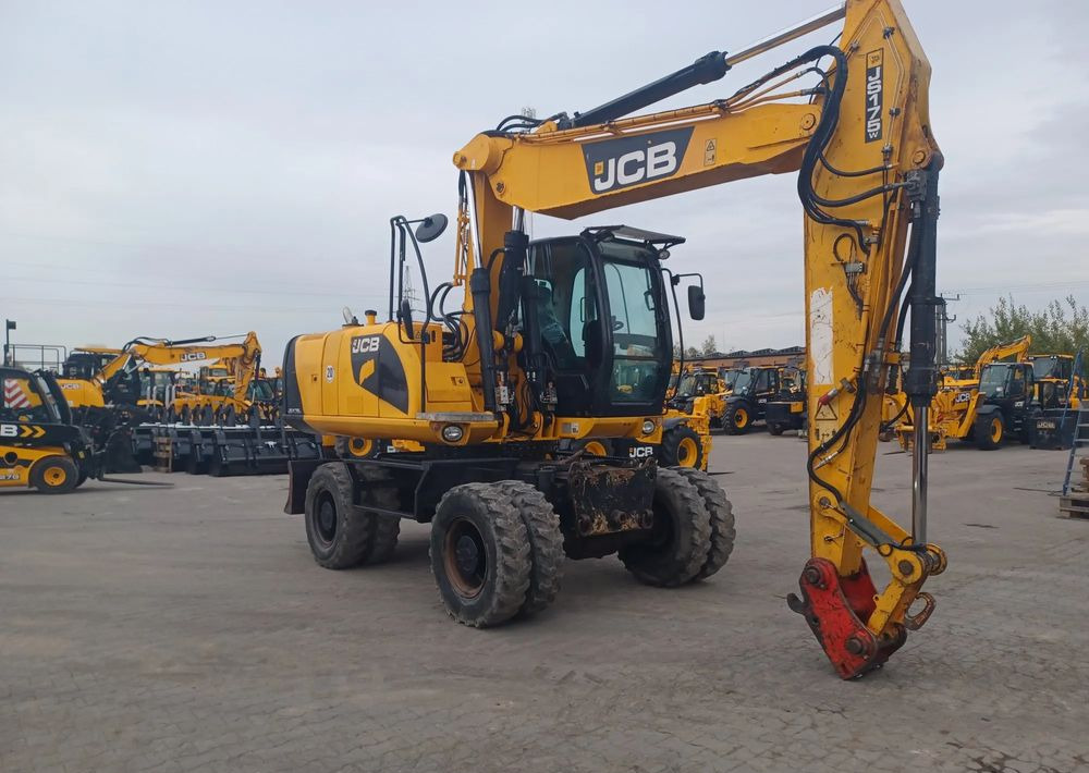 JCB JS175W - حفارة على عجلات: صور 2 JCB JS175W - حفارة على عجلات: صور 2