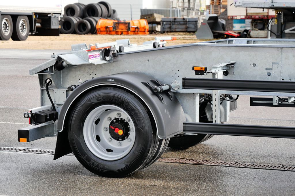 Web-Trailer ARA 18/ DIN 30722 / 5000 - 7000 mm/19,5 VERZINKT - مقطورة هوك ليفت/ لود لوجر: صور 5 Web-Trailer ARA 18/ DIN 30722 / 5000 - 7000 mm/19,5 VERZINKT - مقطورة هوك ليفت/ لود لوجر: صور 5