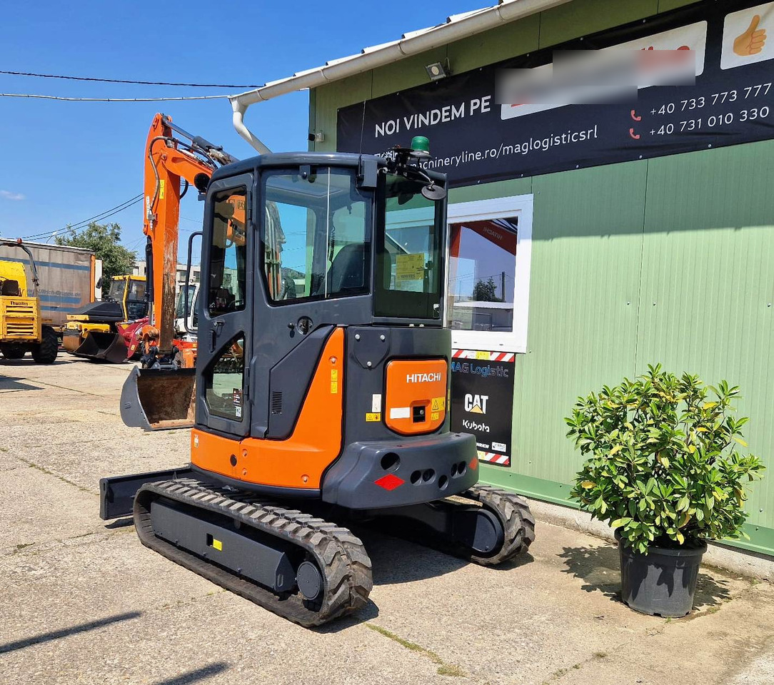 HITACHI ZX38 U-5A - حفارة مصغرة: صور 5 HITACHI ZX38 U-5A - حفارة مصغرة: صور 5