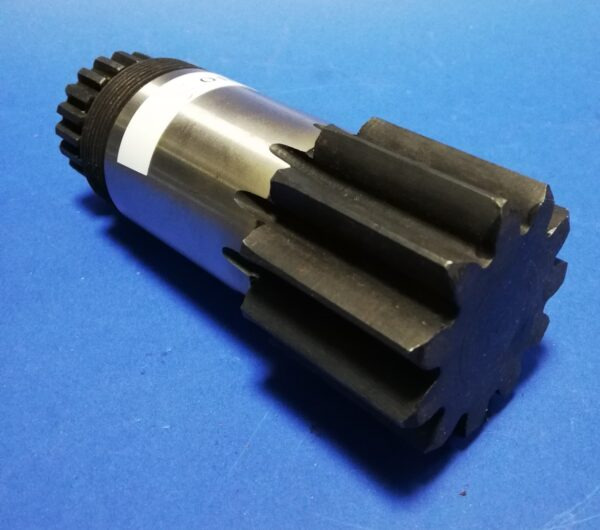 010490A, Wałek silnika obrotu CAT 302.5 - محرك سوينغ - آلات البناء: صور 1 010490A, Wałek silnika obrotu CAT 302.5 - محرك سوينغ - آلات البناء: صور 1