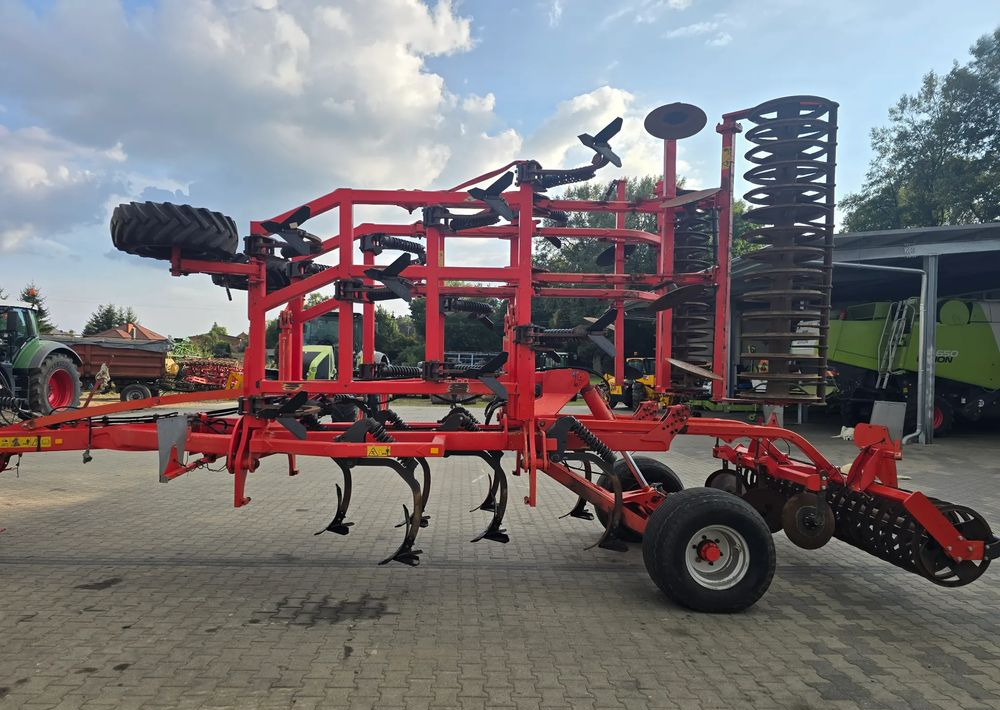 Kuhn Cultimer 6500 - ال معدات حراثه: صور 4 Kuhn Cultimer 6500 - ال معدات حراثه: صور 4