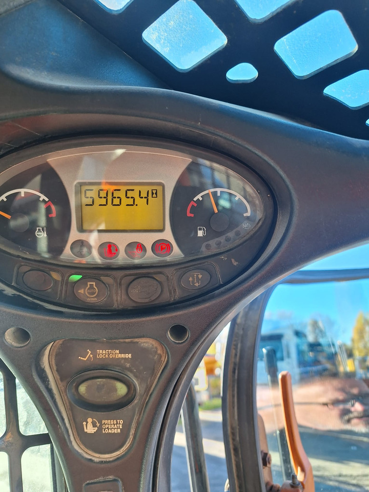 Bobcat S650 - شيول صغير: صور 3 Bobcat S650 - شيول صغير: صور 3