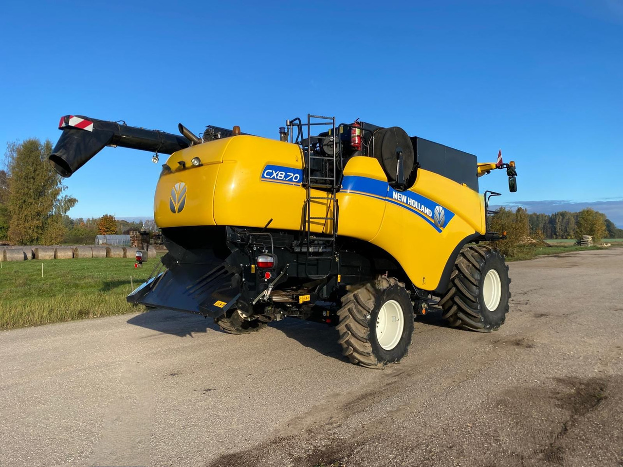 NEW HOLLAND CX8.70 - آلة حصاد: صور 5 NEW HOLLAND CX8.70 - آلة حصاد: صور 5
