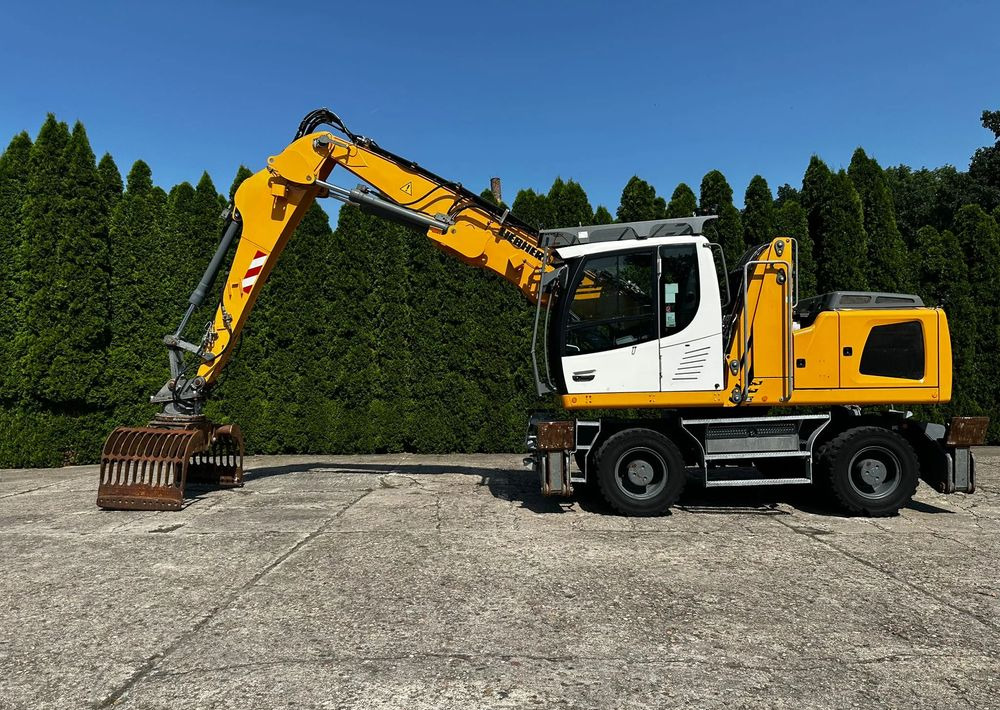 Liebherr LH22 M - حفارة على عجلات: صور 5 Liebherr LH22 M - حفارة على عجلات: صور 5