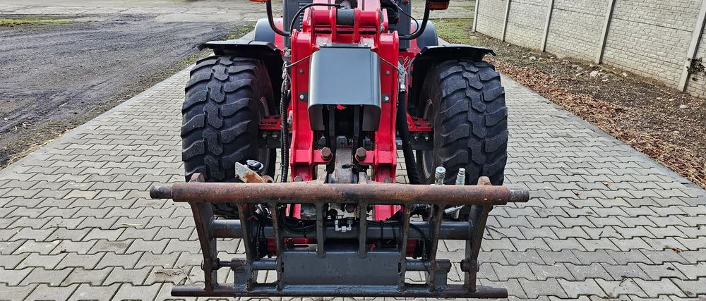 Weidemann 4070 CX80LP T Weidemann 4070 - جرافة ذات عجلات تلسكوبية: صور 3 Weidemann 4070 CX80LP T Weidemann 4070 - جرافة ذات عجلات تلسكوبية: صور 3