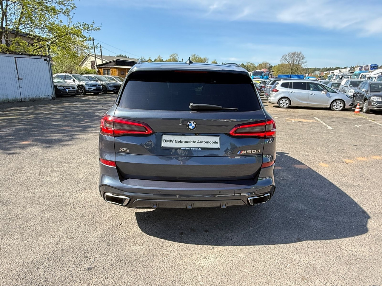 BMW X5 Baureihe X5 M50 d - سيارة دفع رباعي: صور 4 BMW X5 Baureihe X5 M50 d - سيارة دفع رباعي: صور 4