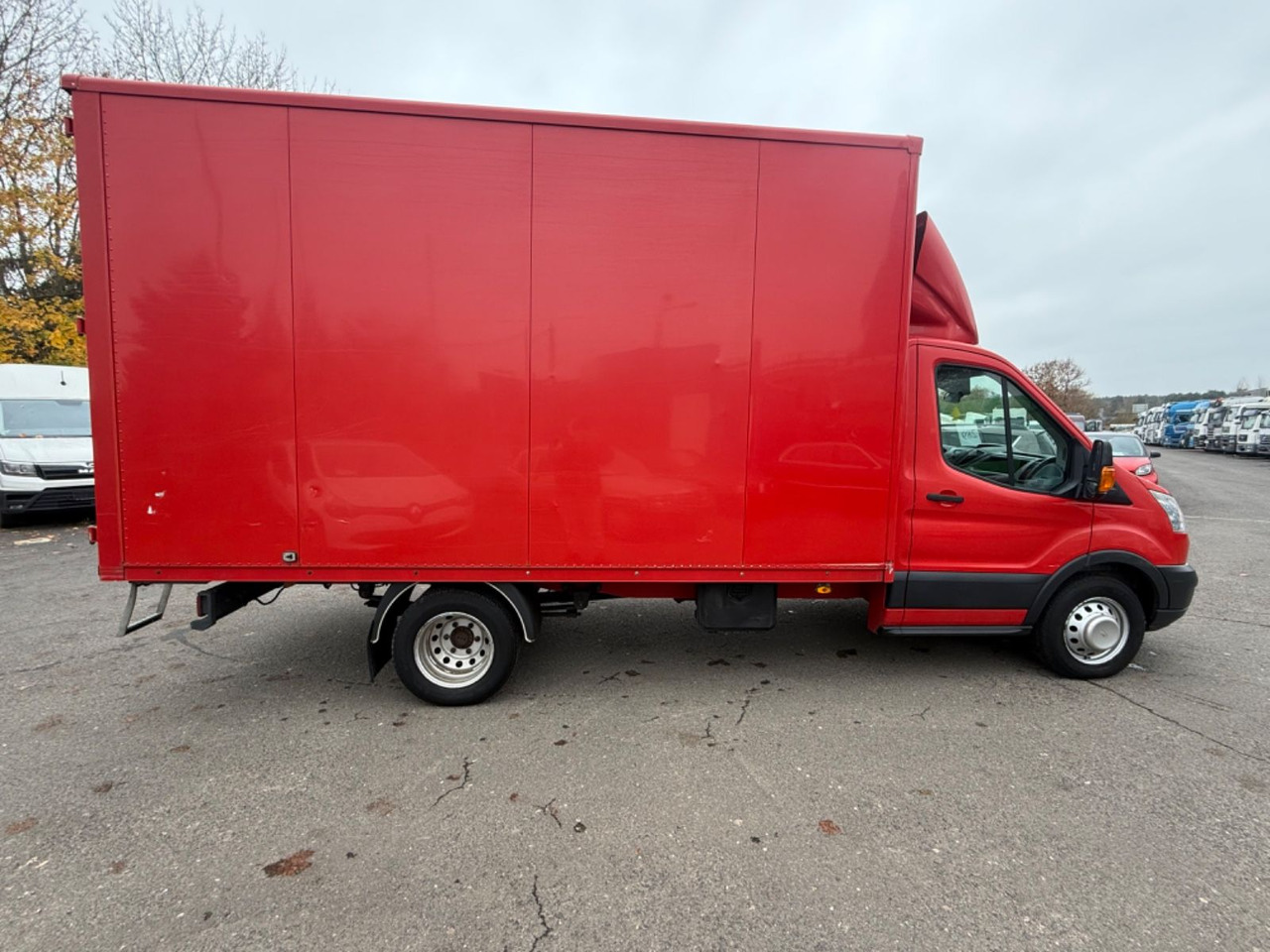 Ford Transit Pritsche 350 L3 Einzelkabine - الشاحنات الصغيرة صندوق مغلق: صور 3 Ford Transit Pritsche 350 L3 Einzelkabine - الشاحنات الصغيرة صندوق مغلق: صور 3