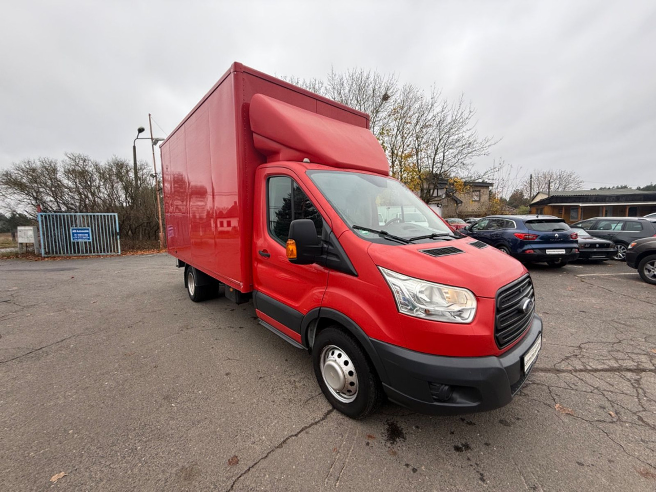 Ford Transit Pritsche 350 L3 Einzelkabine - الشاحنات الصغيرة صندوق مغلق: صور 2 Ford Transit Pritsche 350 L3 Einzelkabine - الشاحنات الصغيرة صندوق مغلق: صور 2