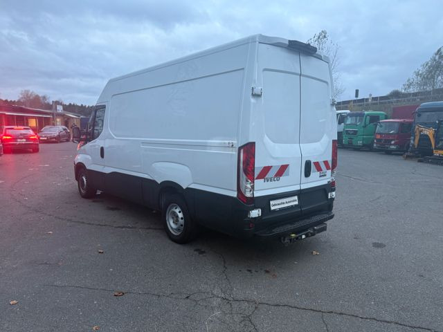 Iveco Daily Kasten HKa 35 S 16 AUTOMATIK - فان: صور 5 Iveco Daily Kasten HKa 35 S 16 AUTOMATIK - فان: صور 5