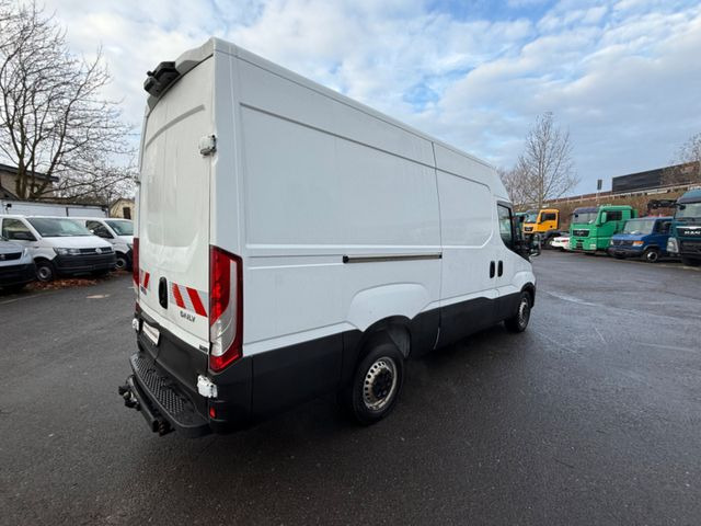 Iveco Daily Kasten HKa 35 S - فان: صور 4 Iveco Daily Kasten HKa 35 S - فان: صور 4