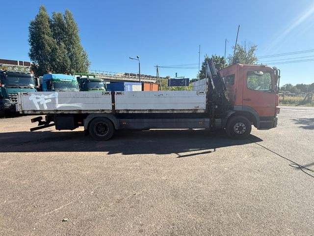 Mercedes-Benz Atego 1223 mit Kran MKG HLK 76 - شاحنات مسطحة, شاحنة كرين: صور 5 Mercedes-Benz Atego 1223 mit Kran MKG HLK 76 - شاحنات مسطحة, شاحنة كرين: صور 5