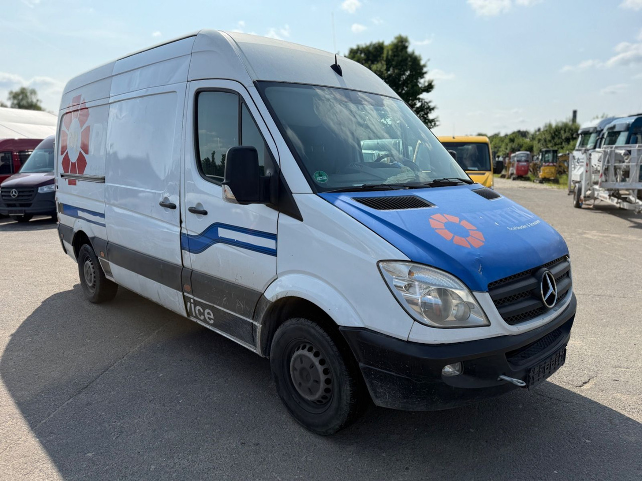Mercedes-Benz Sprinter II Kasten 313 CDI MOTORSCHADEN !!! - فان: صور 2 Mercedes-Benz Sprinter II Kasten 313 CDI MOTORSCHADEN !!! - فان: صور 2