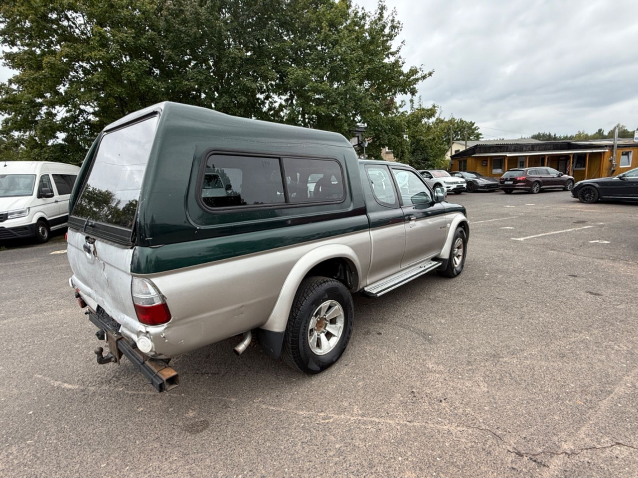 Mitsubishi L200 Magnum TD Intense Club Cab 2500 - سيارة دفع رباعي: صور 4 Mitsubishi L200 Magnum TD Intense Club Cab 2500 - سيارة دفع رباعي: صور 4