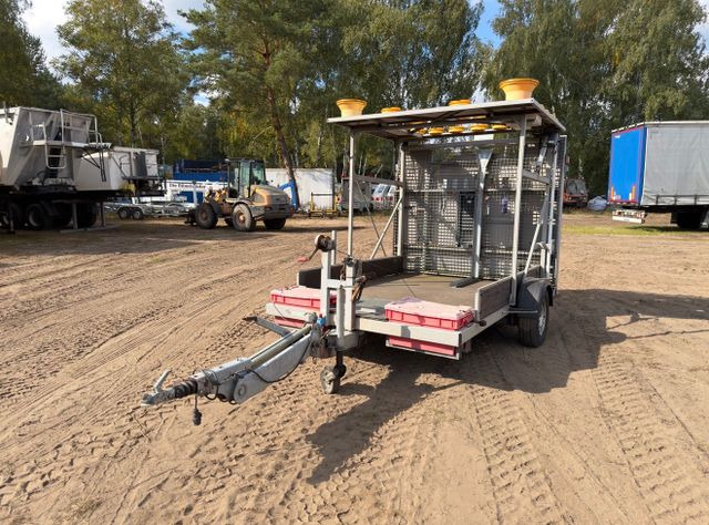 Nissan A31S/L-12-150 - معدات البناء, مقطورة: صور 4 Nissan A31S/L-12-150 - معدات البناء, مقطورة: صور 4