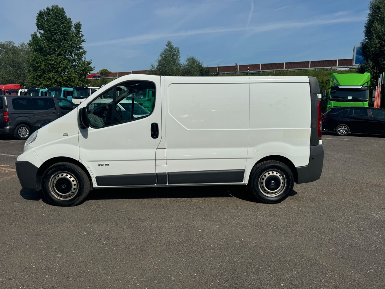 Renault Trafic - فان المدمجة: صور 4 Renault Trafic - فان المدمجة: صور 4