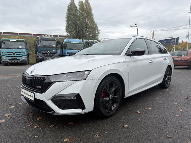 Skoda Octavia Combi RS First Edition - سيارة ستيشن: صور 3 Skoda Octavia Combi RS First Edition - سيارة ستيشن: صور 3