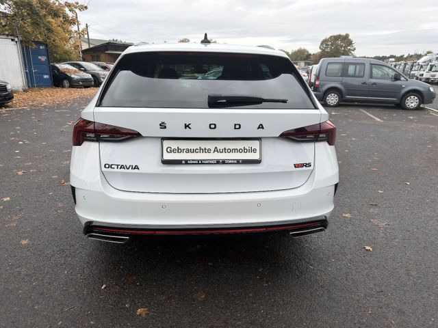 Skoda Octavia Combi RS First Edition - سيارة ستيشن: صور 4 Skoda Octavia Combi RS First Edition - سيارة ستيشن: صور 4