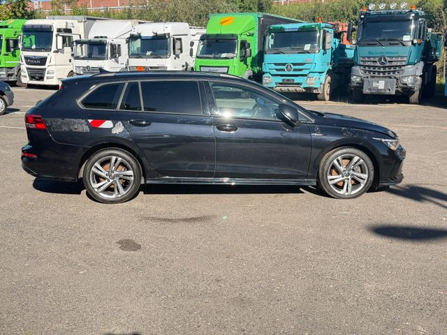 Volkswagen Golf VIII Variant R-Line Wasserschaden - سيارة ستيشن: صور 5 Volkswagen Golf VIII Variant R-Line Wasserschaden - سيارة ستيشن: صور 5