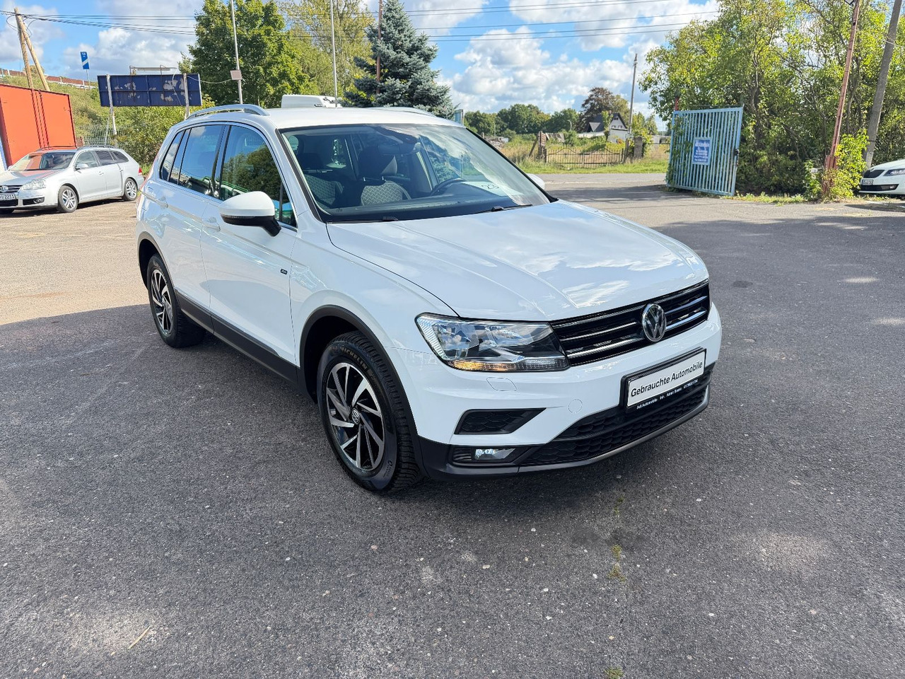 Volkswagen Tiguan Join Start-Stopp 4Motion - سيارة دفع رباعي: صور 2 Volkswagen Tiguan Join Start-Stopp 4Motion - سيارة دفع رباعي: صور 2