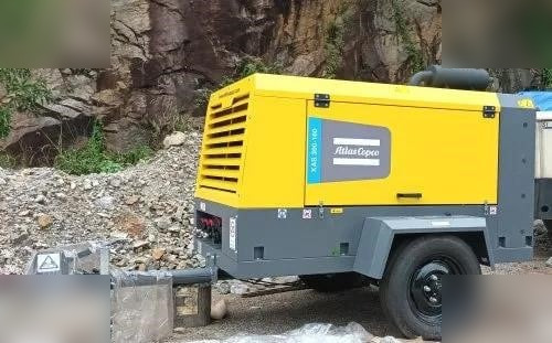 ATLAS COPCO 300 CFM - ضاغط الهواء: صور 1 ATLAS COPCO 300 CFM - ضاغط الهواء: صور 1