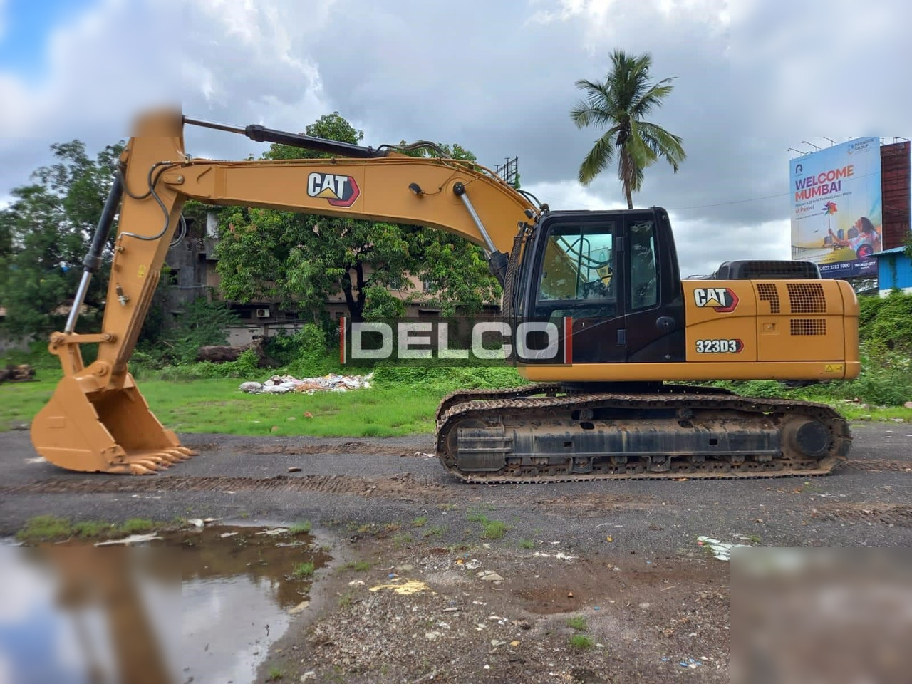 CATERPILLAR 323D3 - حفارات زحافة: صور 2 CATERPILLAR 323D3 - حفارات زحافة: صور 2