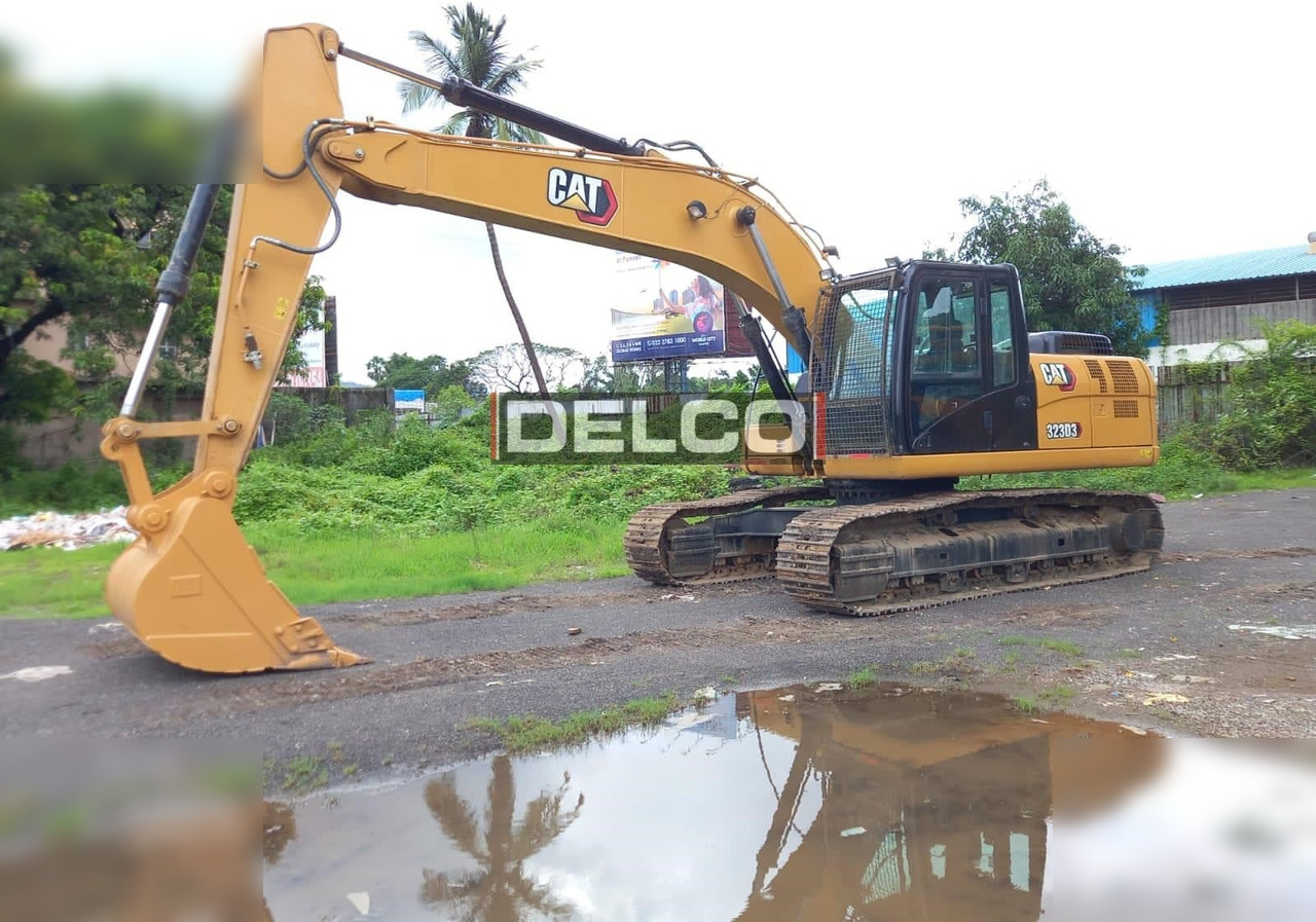 CATERPILLAR 323D3 - حفارات زحافة: صور 1 CATERPILLAR 323D3 - حفارات زحافة: صور 1