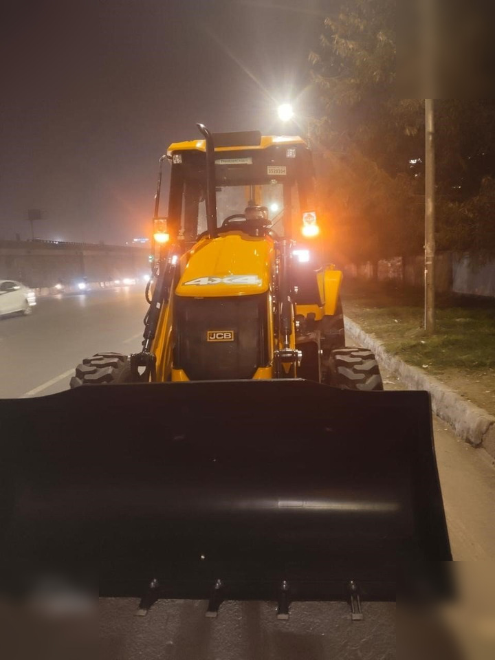 JCB 3DX SUPER - حفار متعدد الاستخدام: صور 4 JCB 3DX SUPER - حفار متعدد الاستخدام: صور 4