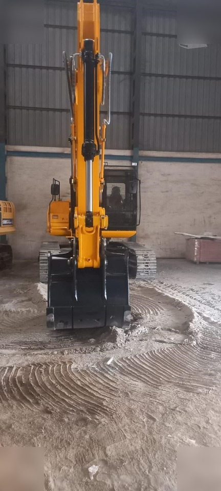 جديد حفارات زحافة JCB JS210 LC: صور 9