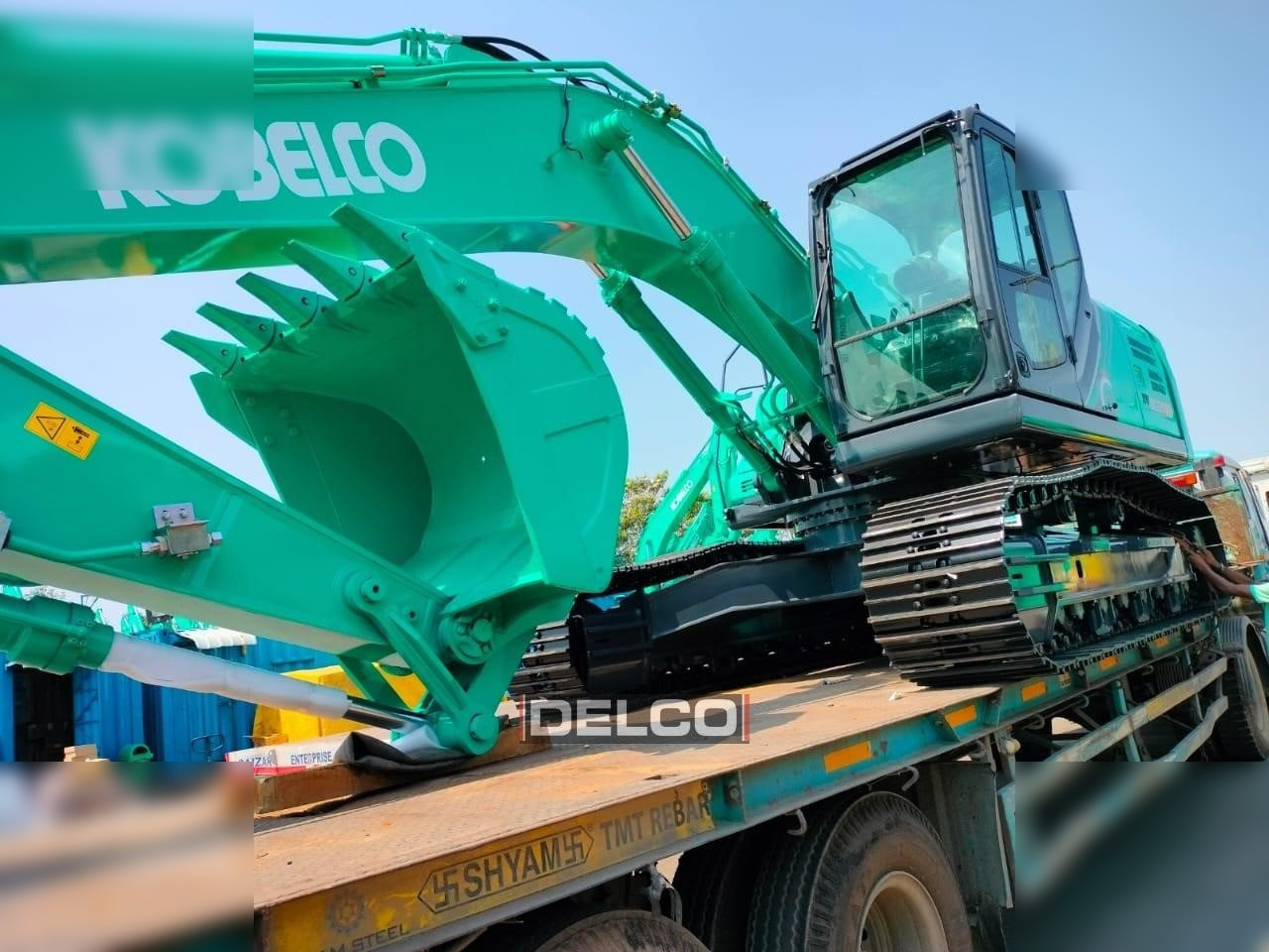 KOBELCO SK220 - حفارات زحافة: صور 2 KOBELCO SK220 - حفارات زحافة: صور 2