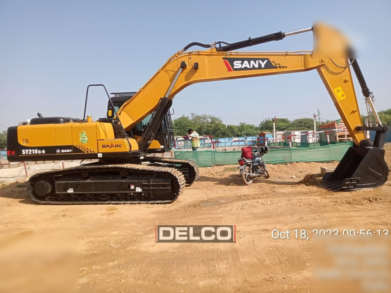 SANY SY210 LC - حفارات زحافة: صور 2 SANY SY210 LC - حفارات زحافة: صور 2