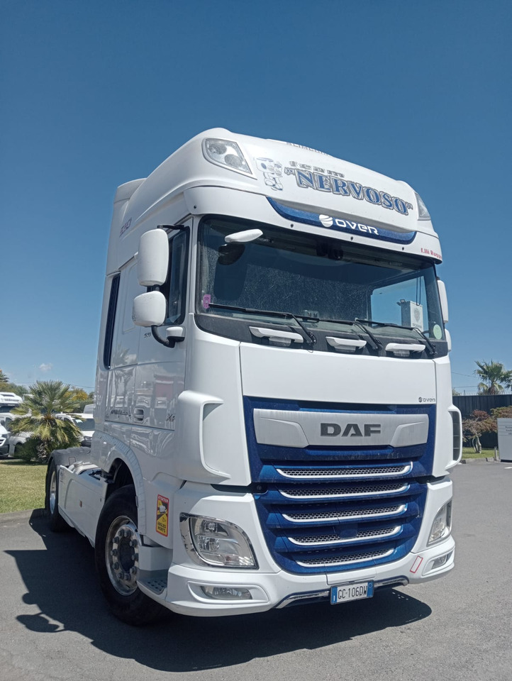 DAF XF 530CV - شاحنة جرار: صور 5 DAF XF 530CV - شاحنة جرار: صور 5