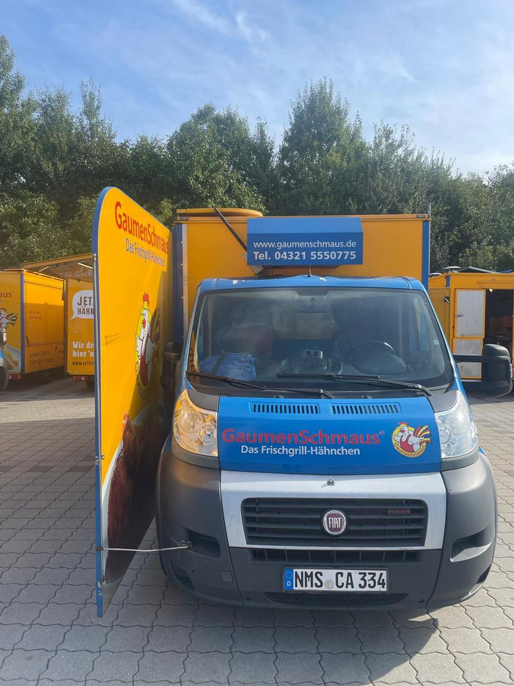 Fiat Hähnchengrill mobil Foodtruck - شاحنات طعام: صور 4 Fiat Hähnchengrill mobil Foodtruck - شاحنات طعام: صور 4