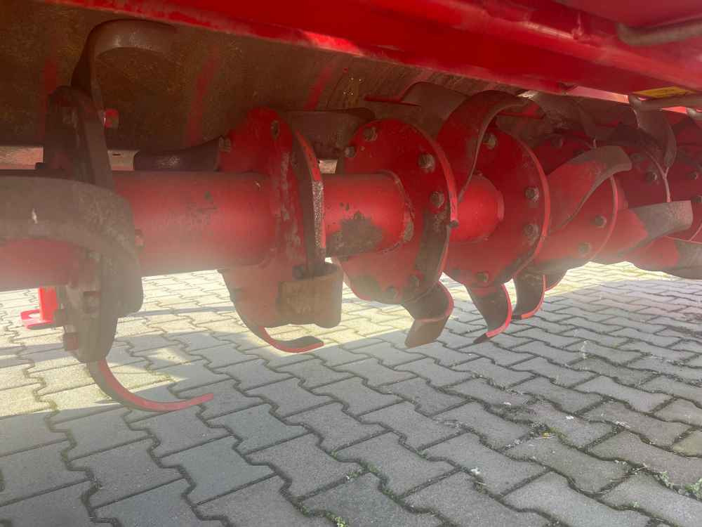 Grimme GF 600 - معدات زراعة وحصاد البطاطس: صور 4 Grimme GF 600 - معدات زراعة وحصاد البطاطس: صور 4