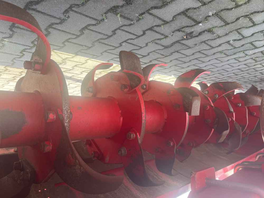 Grimme GF 600 - معدات زراعة وحصاد البطاطس: صور 5 Grimme GF 600 - معدات زراعة وحصاد البطاطس: صور 5
