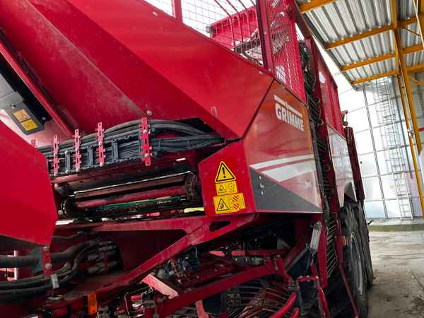 Grimme REXOR 6300 Platinum - حصادة البنجر: صور 4 Grimme REXOR 6300 Platinum - حصادة البنجر: صور 4