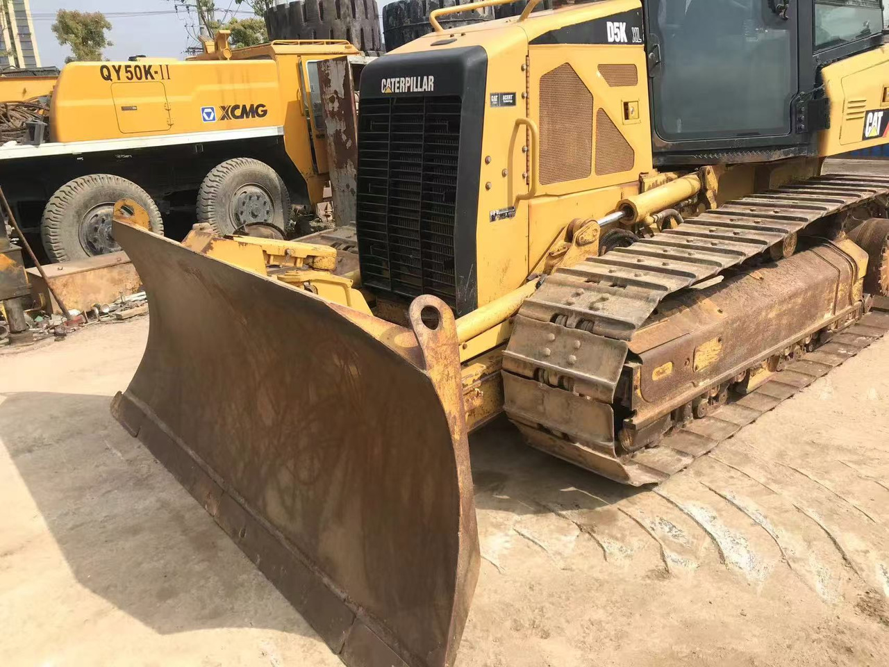 CAT D5K - بلدوزر: صور 3 CAT D5K - بلدوزر: صور 3