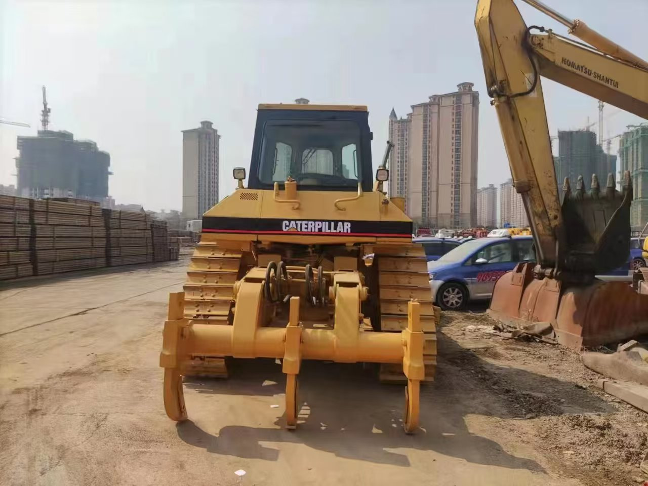 CAT D6M - بلدوزر: صور 3 CAT D6M - بلدوزر: صور 3
