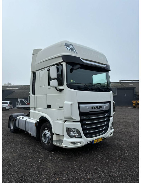 DAF XF 106.530 retarder 2 tanks, NL truck - شاحنة جرار: صور 1 DAF XF 106.530 retarder 2 tanks, NL truck - شاحنة جرار: صور 1