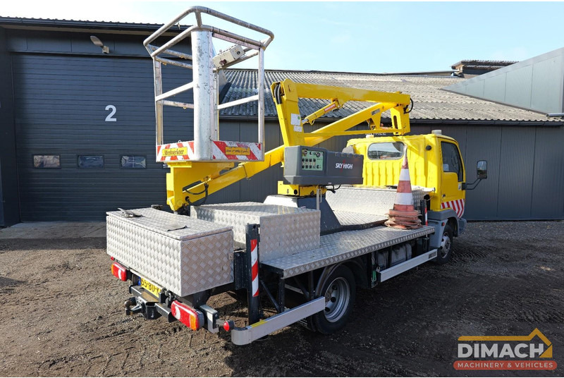 Nissan Cabstar E Sky high autohoogwerker 12meter elektrisch bedienbaar. manbak capaciteit 215kilo - الشاحنات الصغيرة: صور 2 Nissan Cabstar E Sky high autohoogwerker 12meter elektrisch bedienbaar. manbak capaciteit 215kilo - الشاحنات الصغيرة: صور 2