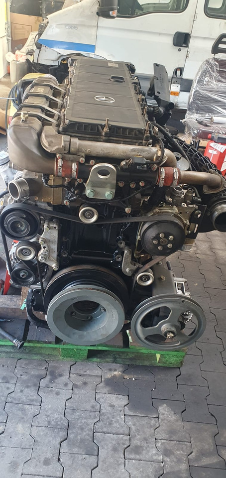 CLAAS om473 mp4 euro6 - المحرك - الآلات والماكينات الزراعية: صور 5 CLAAS om473 mp4 euro6 - المحرك - الآلات والماكينات الزراعية: صور 5