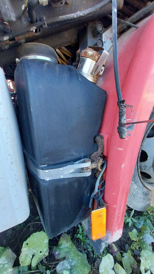 Zbiornik AdBlue IVECO STRALIS 500 - نظام الوقود: صور 1 Zbiornik AdBlue IVECO STRALIS 500 - نظام الوقود: صور 1