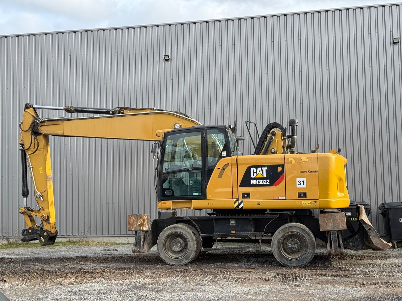 CAT MH3022 - حفارة على عجلات: صور 5 CAT MH3022 - حفارة على عجلات: صور 5