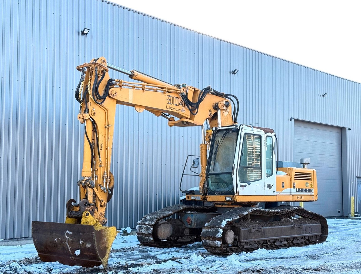 Liebherr R904 HDSL Litronic - حفارات زحافة: صور 4 Liebherr R904 HDSL Litronic - حفارات زحافة: صور 4