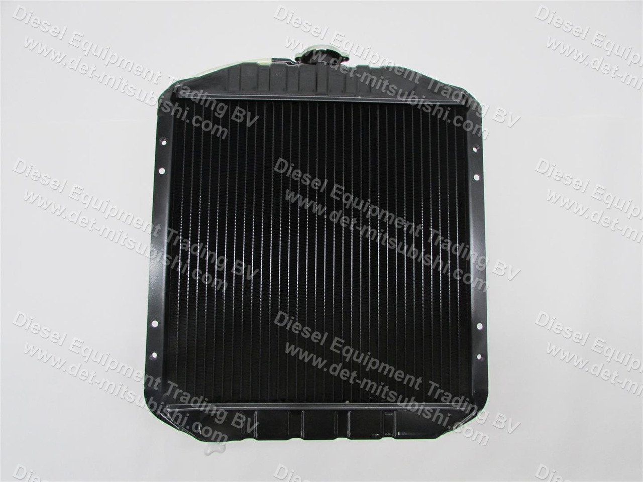 MITSUBISHI RADIATOR ASM; WATER S3L2 (COPPER) - المشعاع - معدات صناعية: صور 2 MITSUBISHI RADIATOR ASM; WATER S3L2 (COPPER) - المشعاع - معدات صناعية: صور 2