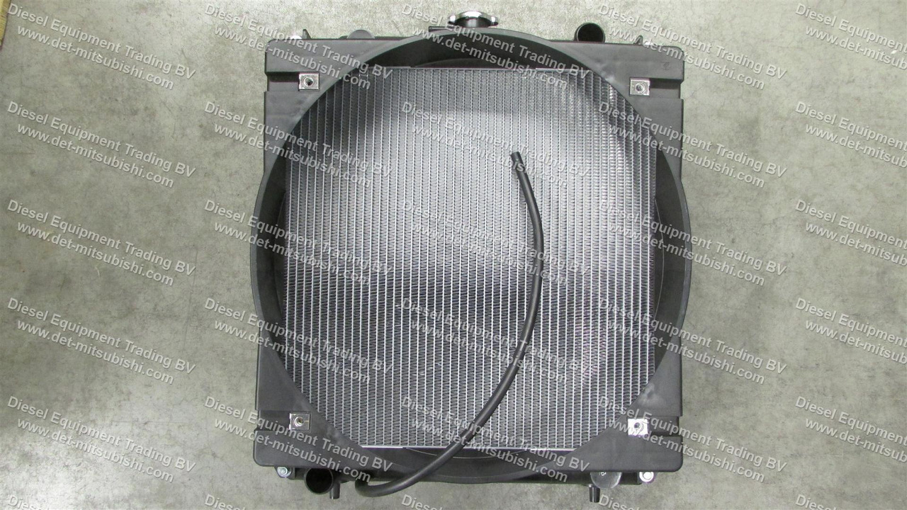 MITSUBISHI RADIATOR ASM; WATER S4Q2,S4S (ALU) - المشعاع - معدات صناعية: صور 1 MITSUBISHI RADIATOR ASM; WATER S4Q2,S4S (ALU) - المشعاع - معدات صناعية: صور 1