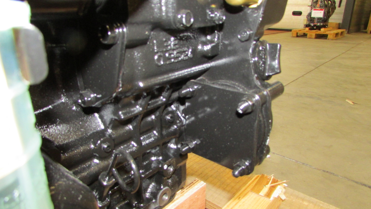 Mitsubishi New engine L3E-Z564SPH stage 5 + PTO - المحرك - حفارة: صور 5 Mitsubishi New engine L3E-Z564SPH stage 5 + PTO - المحرك - حفارة: صور 5